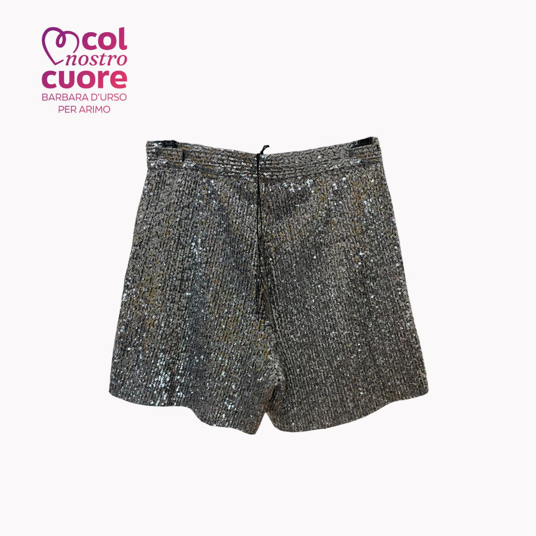 Short con paillette argento, tasche e cerniera anteriore